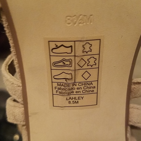 WHBM Heels - Picture 6 of 8